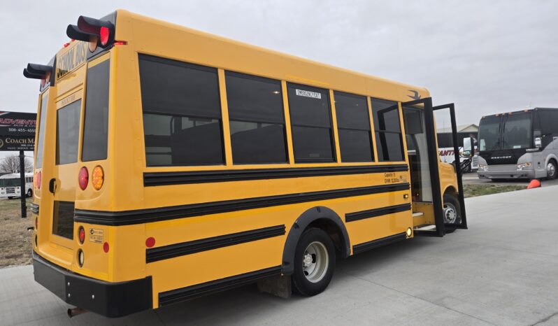 2014 Chevrolet Express 3500 Micro Bird (15Pass) full