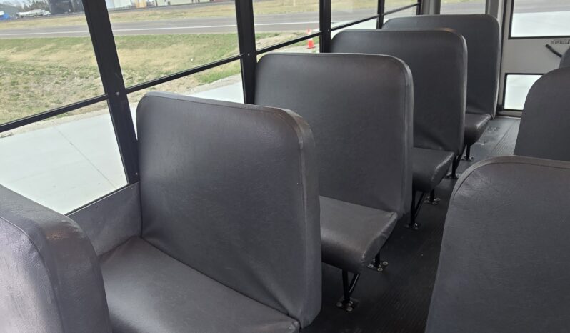 2014 Chevrolet Express 3500 Micro Bird (15Pass) full