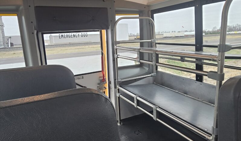 2014 Chevrolet Express 3500 Micro Bird (15Pass) full