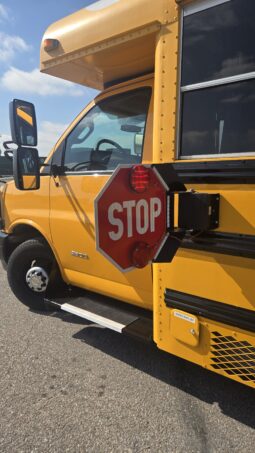 2018 Chevrolet Express Minitour Thomas (14pass) W/Air full