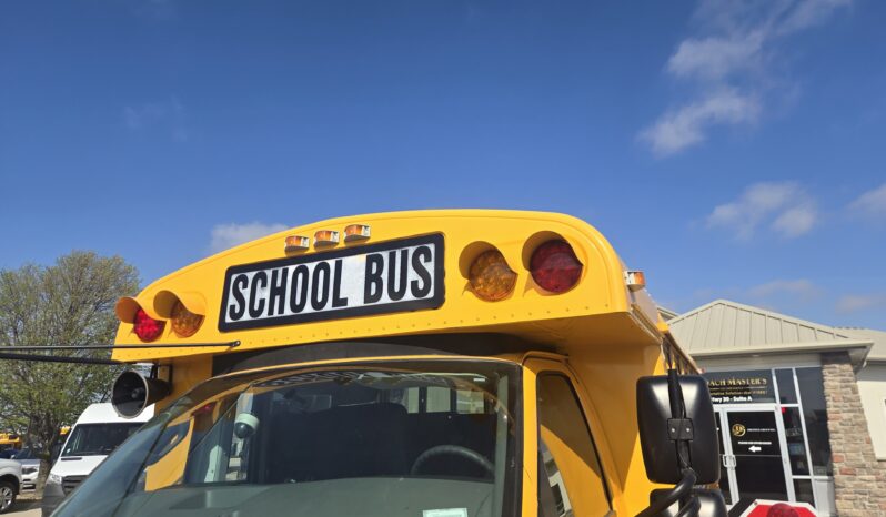 2018 Chevrolet Express Minitour Thomas (14pass) W/Air full