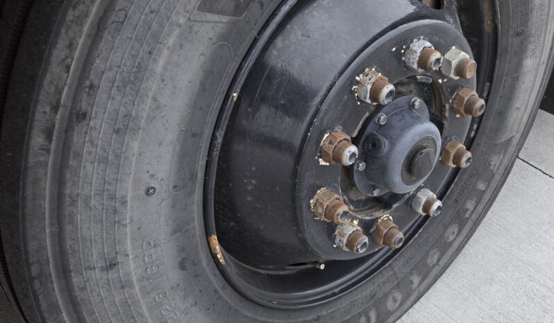 1998 Thomas MVP-ER W/activity seats & A/C (46cap) full