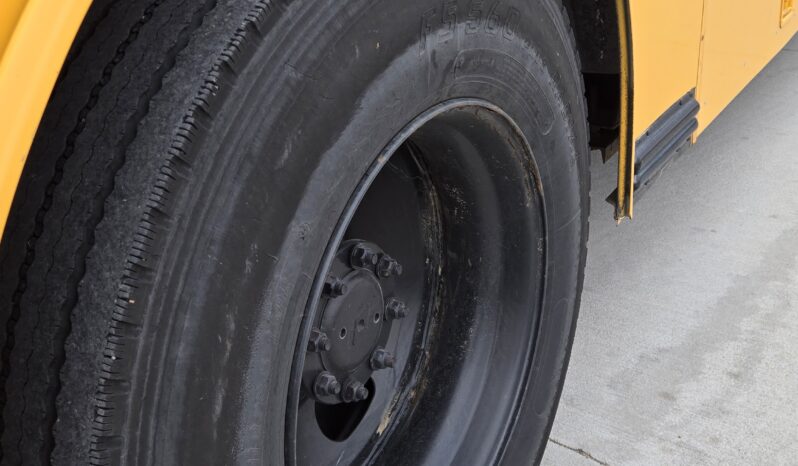 1998 Thomas MVP-ER W/activity seats & A/C (46cap) full