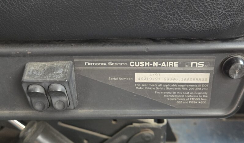 1998 Thomas MVP-ER W/activity seats & A/C (46cap) full