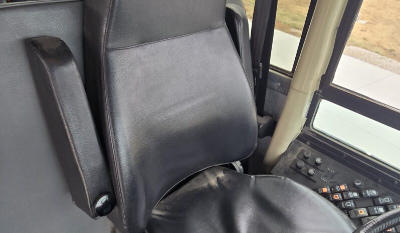 1998 Thomas MVP-ER W/activity seats & A/C (46cap) full