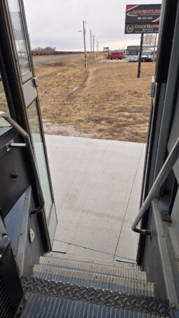 1998 Thomas MVP-ER W/activity seats & A/C (46cap) full