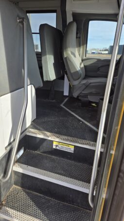 2015 Chevrolet Express 15 Passenger w/ Air full