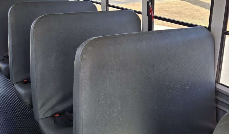 2015 Chevrolet Express 15 Passenger w/ Air full