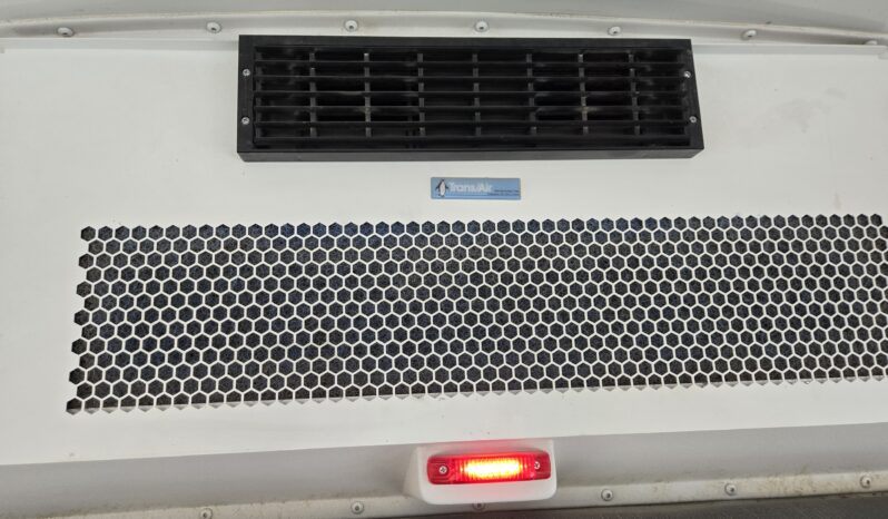 2015 Chevrolet Express 15 Passenger w/ Air full