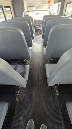 2015 Chevrolet Express 15 Passenger w/ Air full