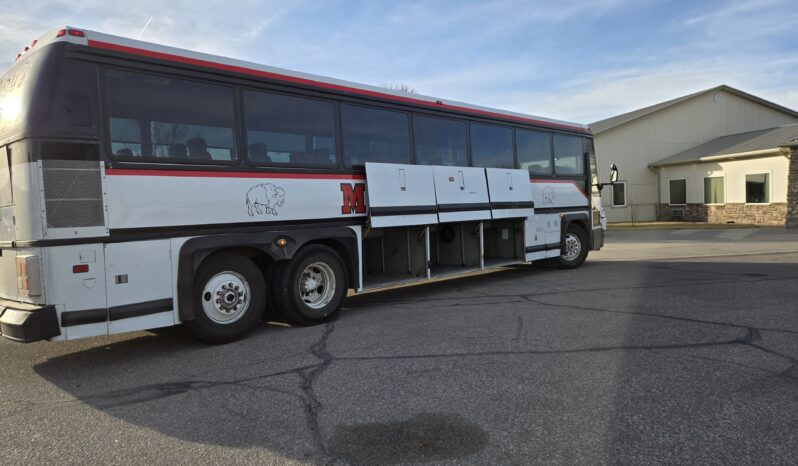 1989 MCI 102C3 Activity Bus 50 passenger full