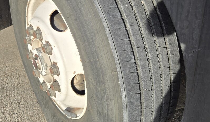 1989 MCI 102C3 Activity Bus 50 passenger full