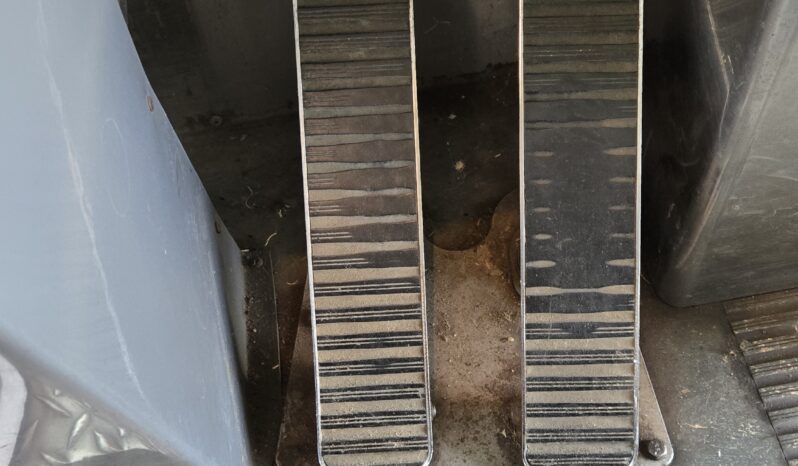 1989 MCI 102C3 Activity Bus 50 passenger full