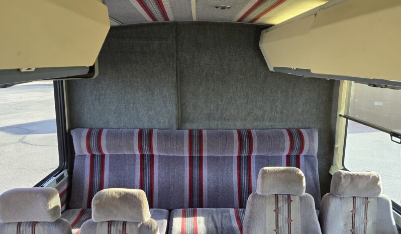 1989 MCI 102C3 Activity Bus 50 passenger full