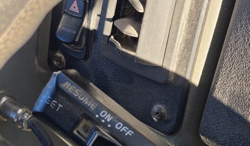 2010 BlueBird Bus 77pass (W/in & out Storage!) full