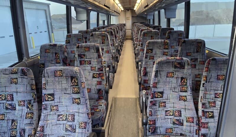 2007 MCI J4500 w/Detroit 54Pass full