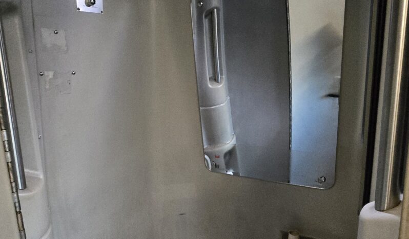 2007 MCI J4500 w/Detroit 54Pass full