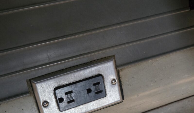 2007 MCI J4500 w/Detroit 54Pass full