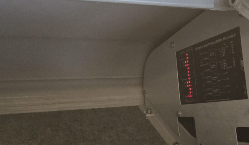 2007 MCI J4500 w/Detroit 54Pass full