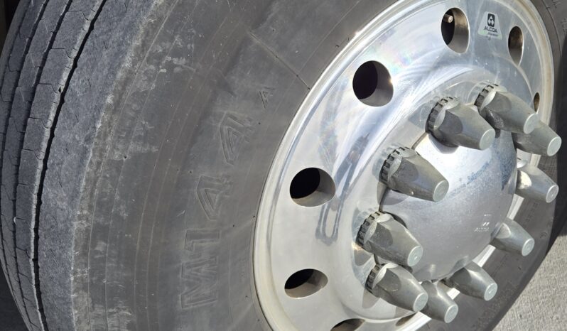 2007 MCI J4500 w/Detroit 54Pass full