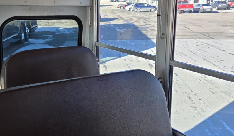 2016 Blue Bird BB Conv 53pass (Low Miles) full