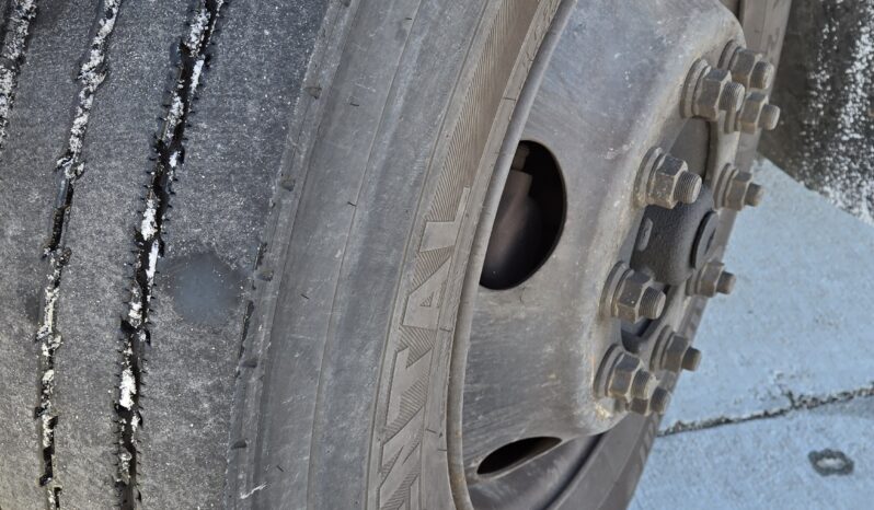 2016 Blue Bird BB Conv 53pass w/cruise 63Kmiles! full