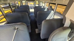 2015 Chevrolet Express 14 Passenger w/ Air full