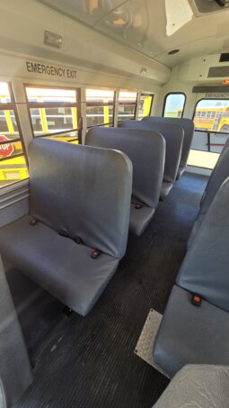 2015 Chevrolet Express 14 Passenger w/ Air full