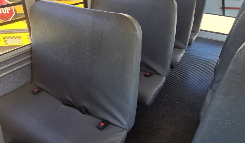 2015 Chevrolet Express 14 Passenger w/ Air full