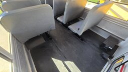2015 Chevrolet Express 14 Passenger w/ Air full