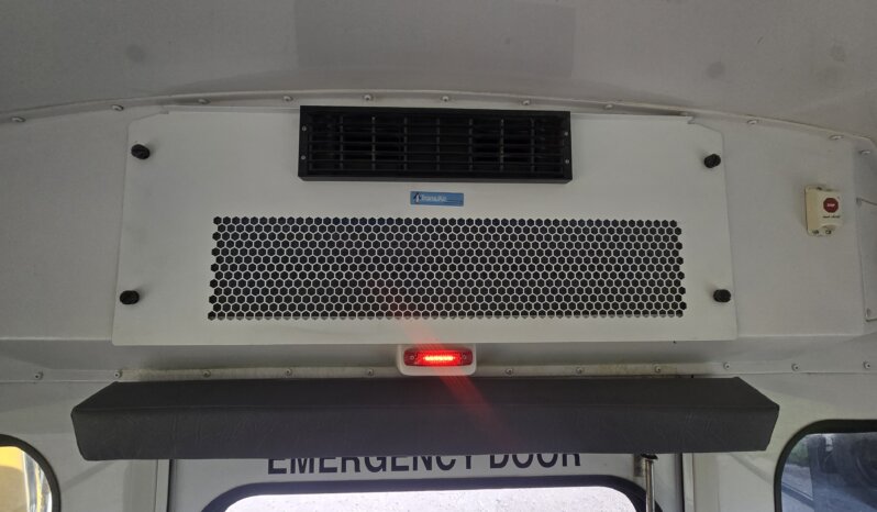 2015 Chevrolet Express 14 Passenger w/ Air full