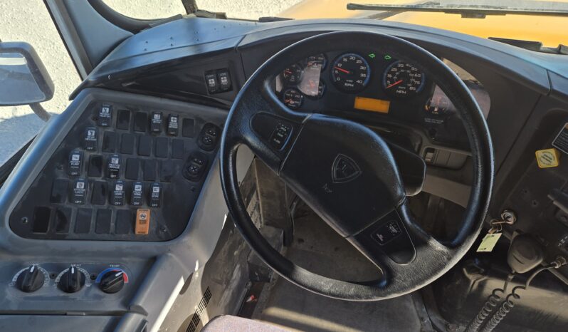 2017 IC Bus PB105 71pass w/54k miles full