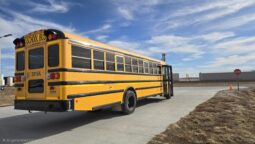 2016 International PB105 Bus (low miles) full