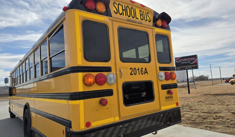 2016 International PB105 Bus (low miles) full