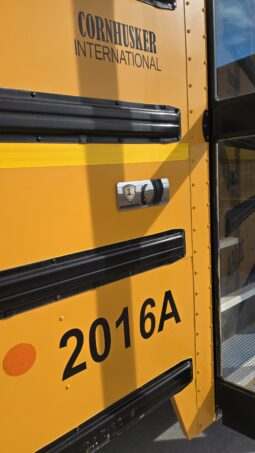 2016 International PB105 Bus (low miles) full