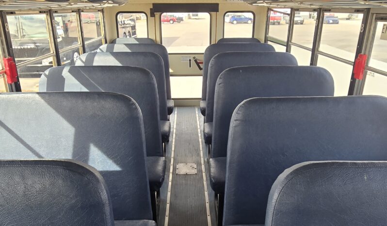 2016 International PB105 Bus (low miles) full