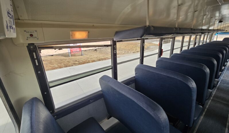 2016 International PB105 Bus (low miles) full