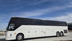 2013 PreVost H345 56-pas