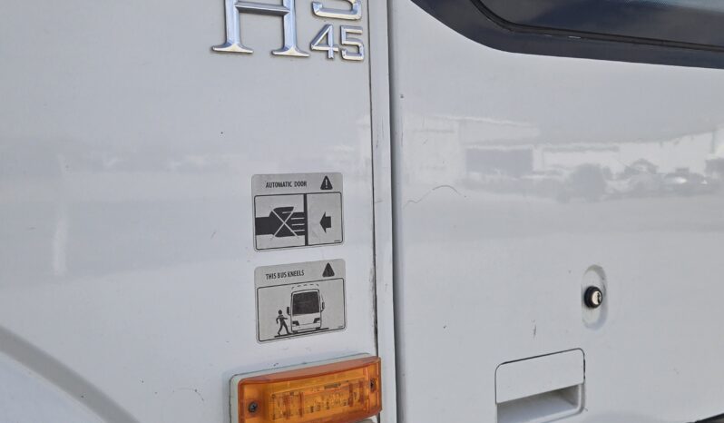 2013 PreVost H345 56-pas full