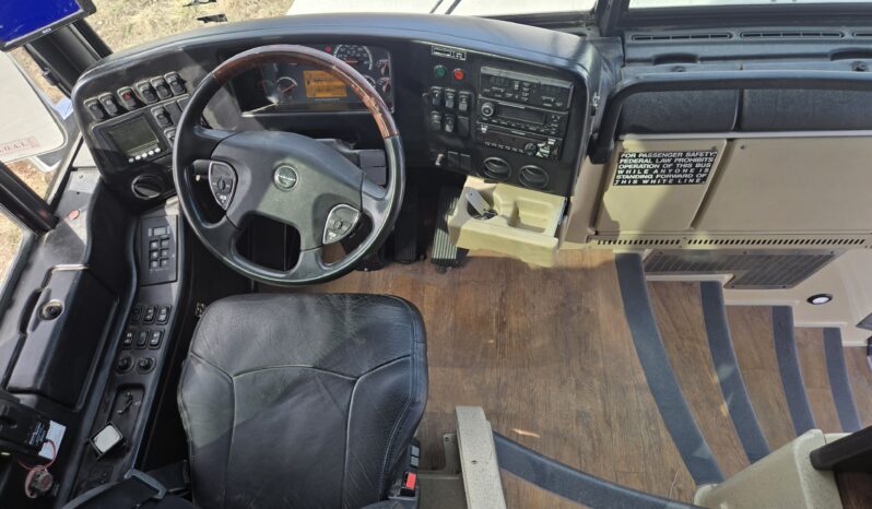 2013 PreVost H345 56-pas full