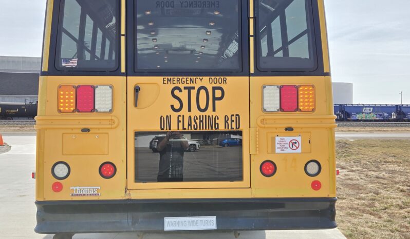 2010 Thomas Freightliner 66/pas full