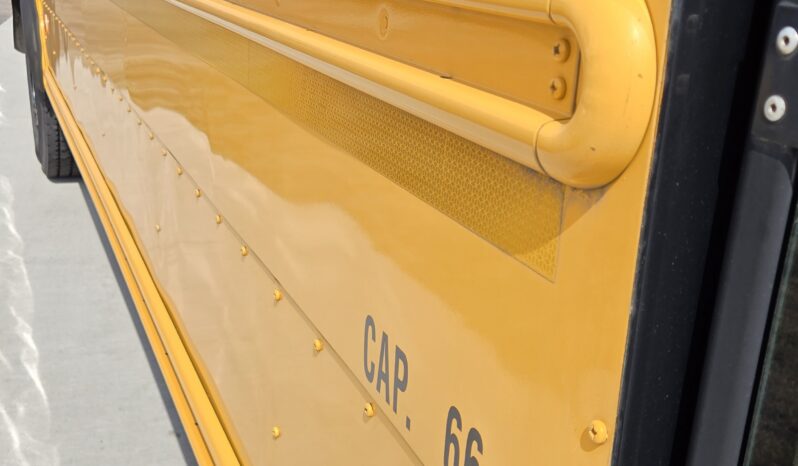 2010 Thomas Freightliner 66/pas full