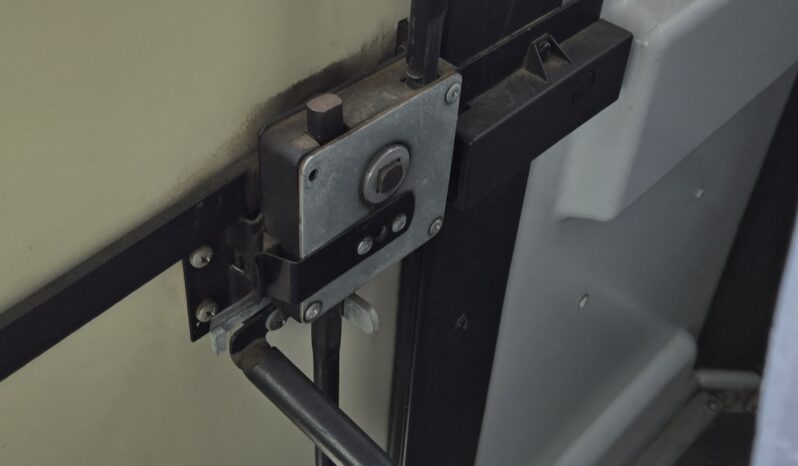 2010 Thomas Freightliner 66/pas full