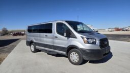 2019 FORD TRANSIT 350 10/pas (LOW MILES)