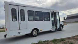 2026 Chevrolet Mavryk 12pas/ +2 Handi full