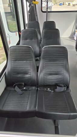 2026 Chevrolet Mavryk 12pas/ +2 Handi full