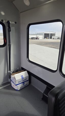 2026 Chevrolet Mavryk 12pas/ +2 Handi full