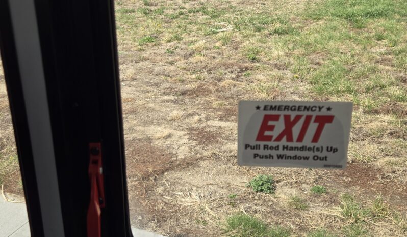 2026 Chevrolet Mavryk 12pas/ +2 Handi full