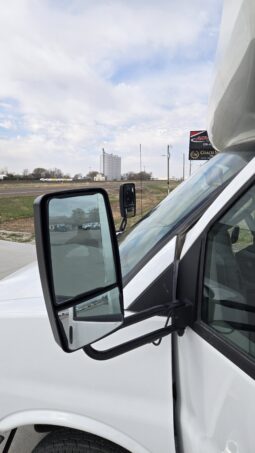 2026 Chevrolet Mavryk 12pas/ +2 Handi full