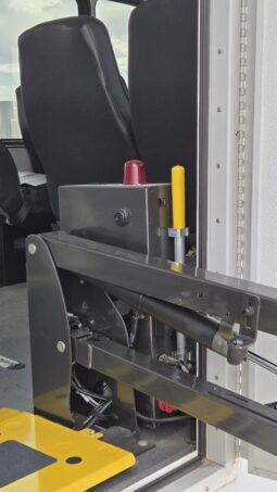 2026 Chevrolet Mavryk 12pas/ +2 Handi full